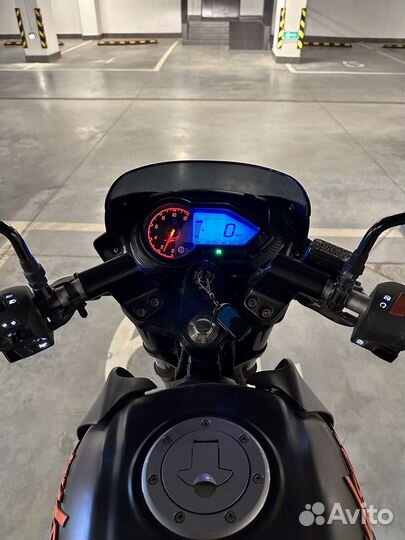 Bajaj pulsar 180