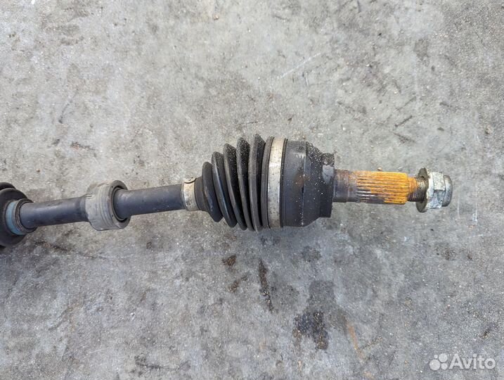 Привод Nissan Lafesta cwefwn lfvd Лев. Перед