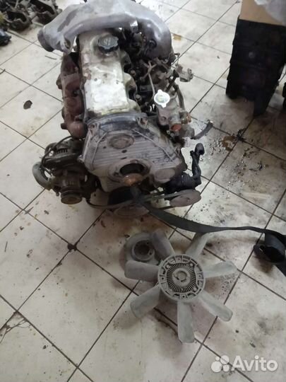 Двиг 2 L Тойота Хайс дизель