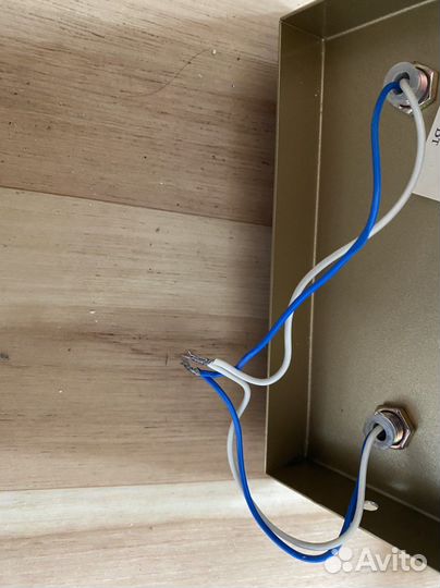 Люстра настенная