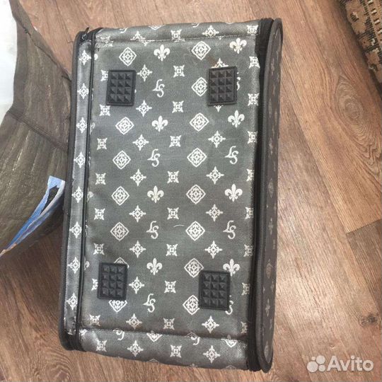 Переноска для кошек собак