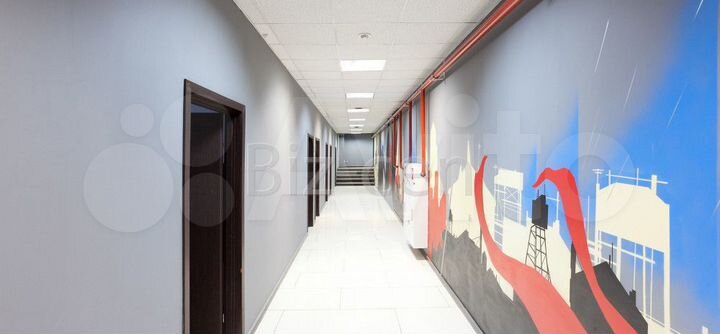 Недалеко от метро офис 365 кв.м в аренду