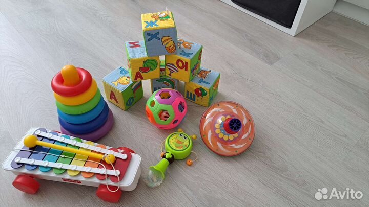 Развивающие игрушки