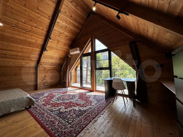 Дом 123 м² на участке 1 сот.