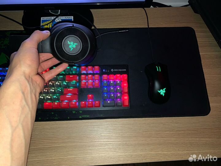 Мощный игровой компьютер с монитором