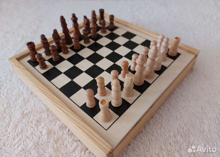 Четыре игры в одном наборе