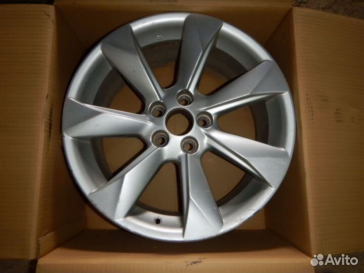 Диск колеса Lexus RX 4