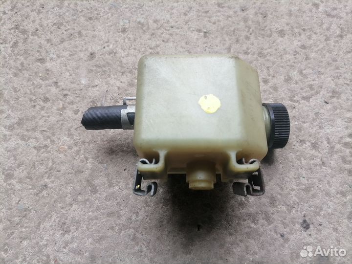 Бачок гур Mazda CX-7