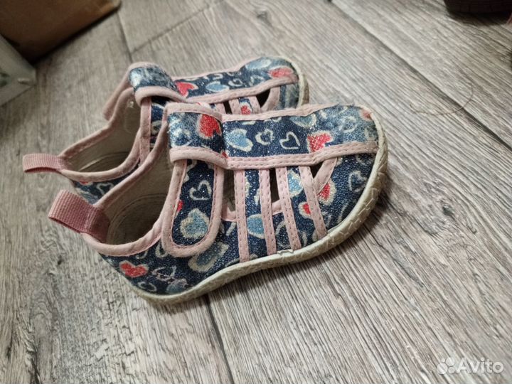 Обувь для девочки