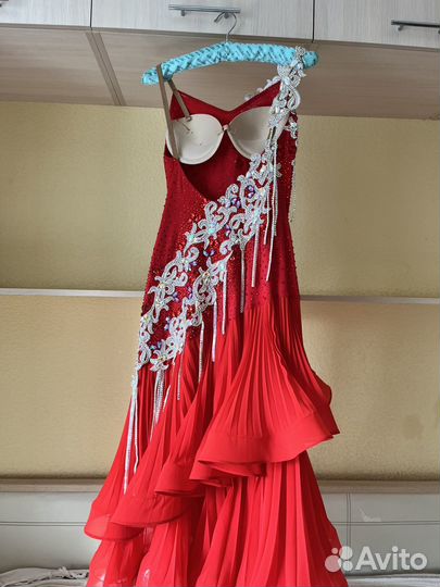 Бальное платье, стандарт