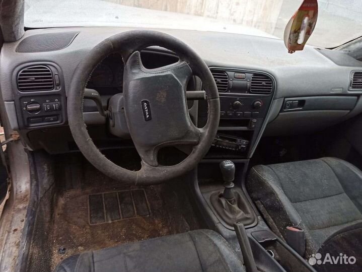 Разбор volvo s40 1,6л мт 2000г