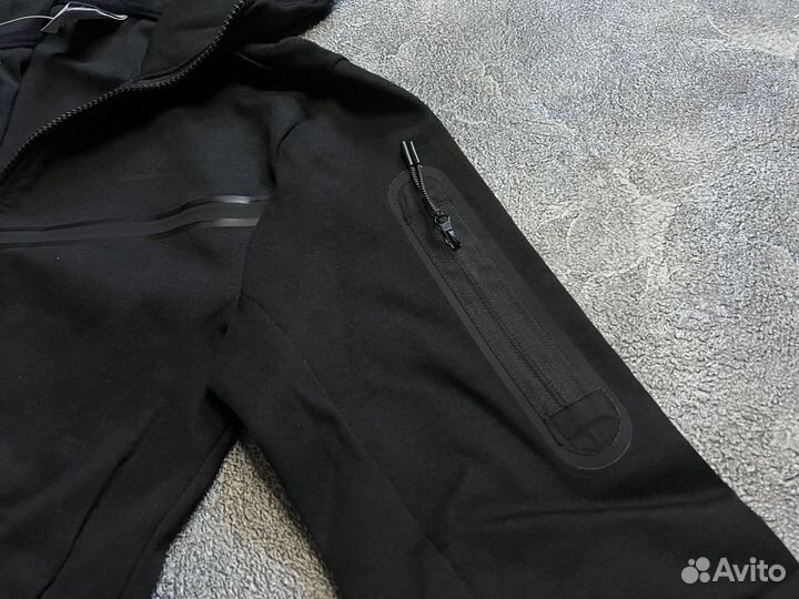 Костюм чёрный Nike Tech Fleece