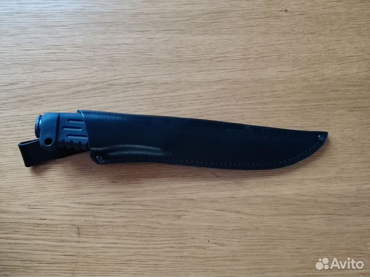 Нож туристический