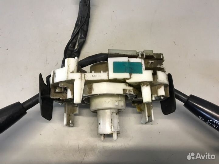 Подрулевой переключатель в сборе Kia Spectra седан