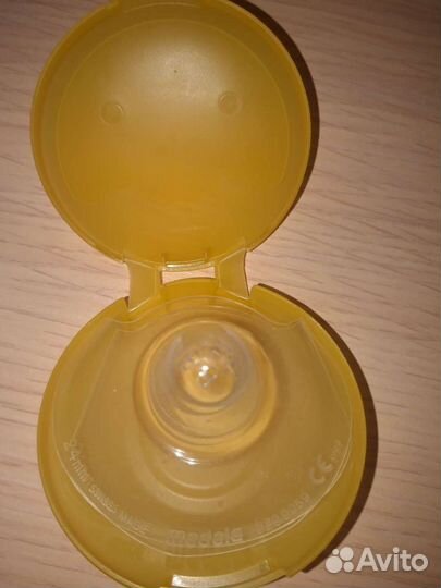 Накладки на грудь medela