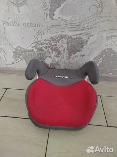 Детский бустер автомобильный