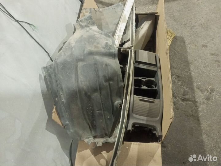 Отдам обшивки марк 2 gx100