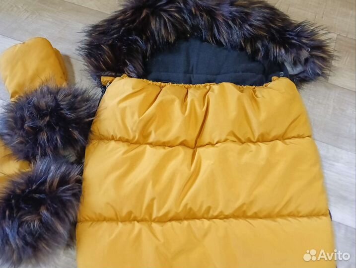 Зимний конверт в коляску с мехом Jovanni +варежки