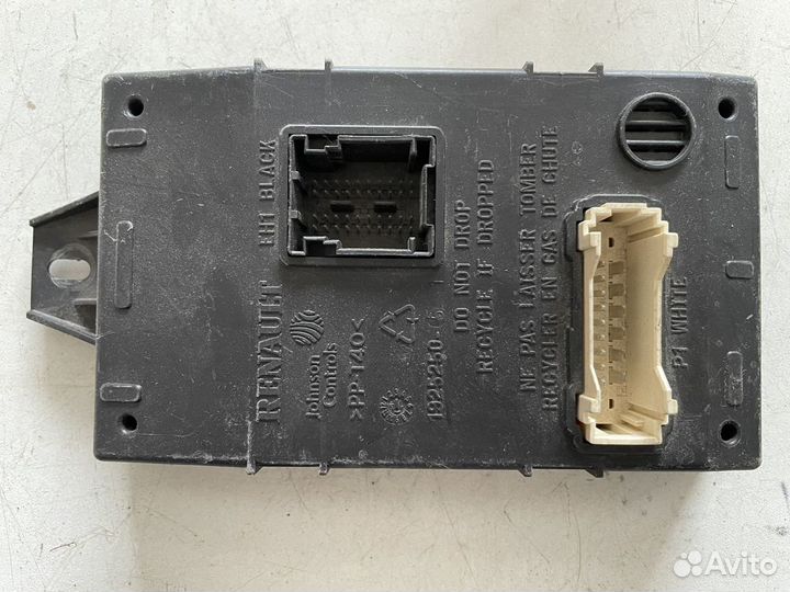 Блок комфорта Renault Sandero 2009-2014