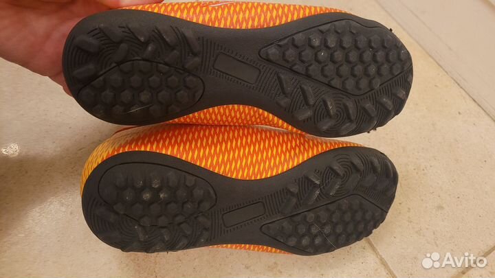 Бутсы футбольные сороконожки 31-32 р