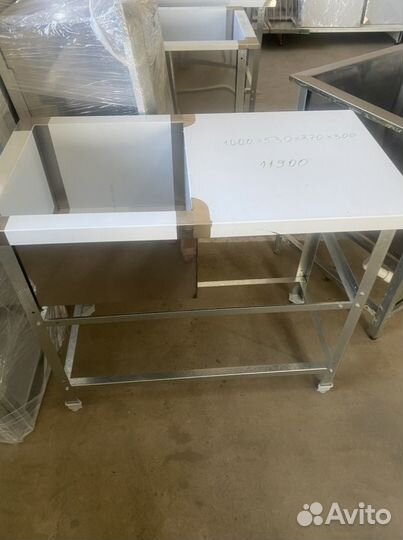 Рабочая поверхность с раковиной