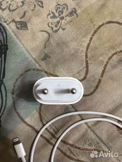 Зарядное устройство для телефона