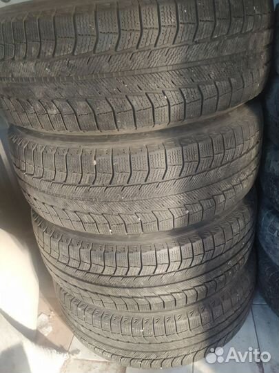 Michelin Latitude X-Ice XI2 235/65 R17