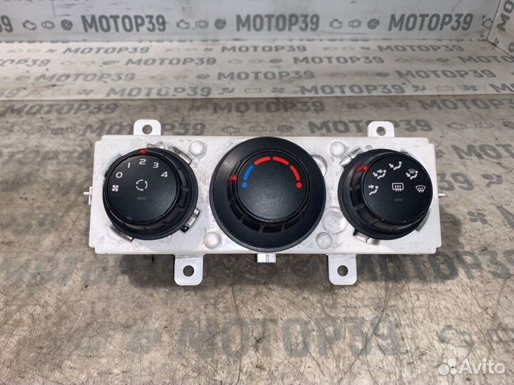 Блок переключения печки Renault Master 2.3 DCI M9T