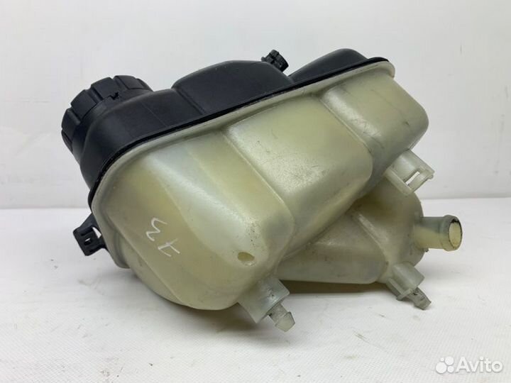 Бачок расширительный Mercedes-Benz E W211 3.0 CDI