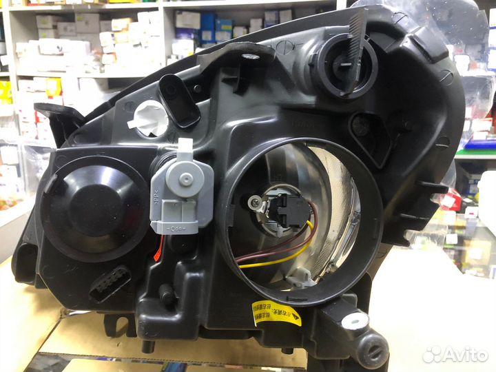 Фара с эл/кор Nissan Qasqai 06-10 Правая