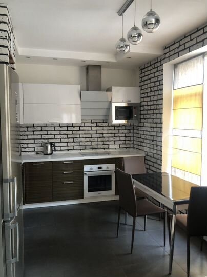 2-к. квартира, 50 м², 4/16 эт.