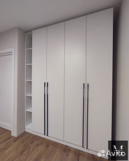 Шкаф распашной с фрезеровкой