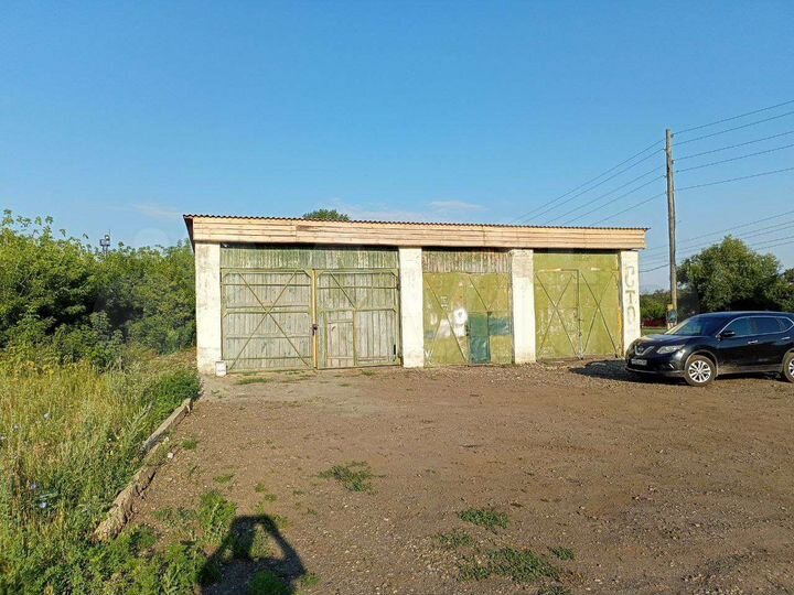 Гараж, > 30 м²