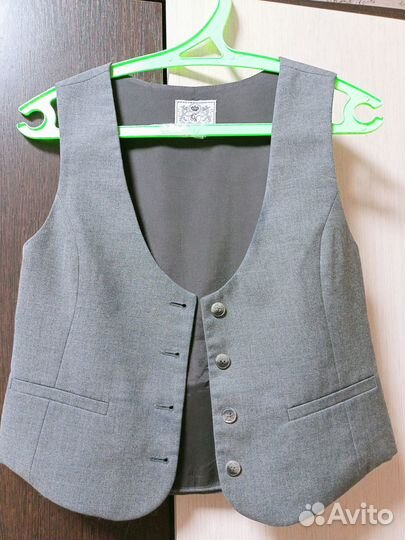 Жилет школьный для девочки 146