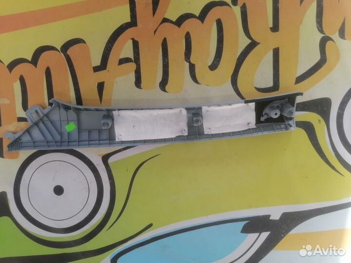 Обшивка стойки правая передняя KIA ceed (2007