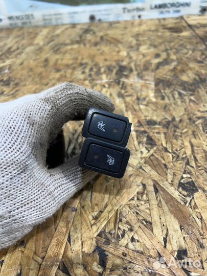 Кнопки обогрева сидений Suzuki SX4 classic