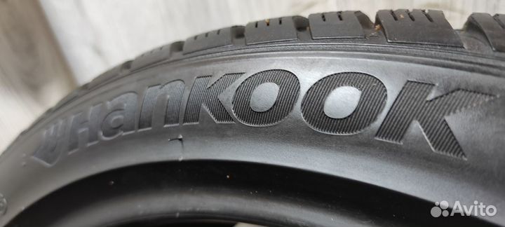 Hankook Winter I'Cept Evo2 W320 225/40 R19 и 255/35 R19