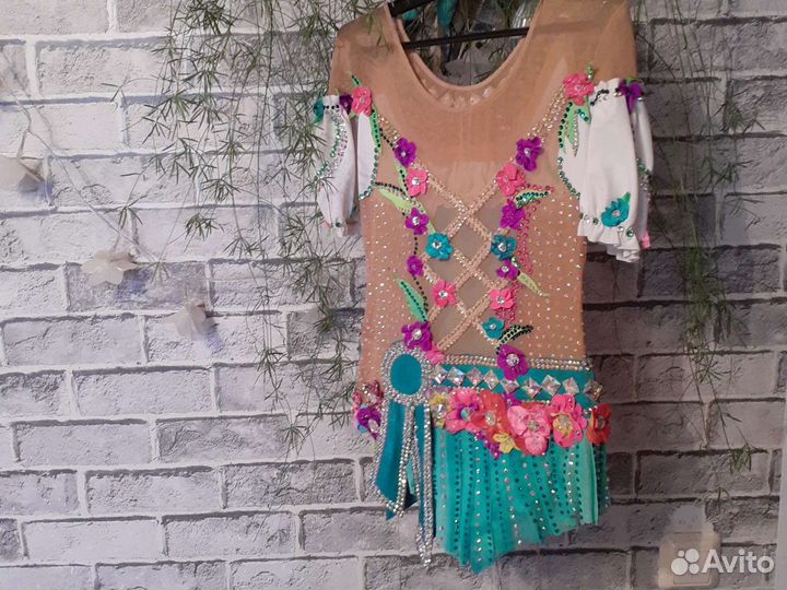 Купальник для художественной гимнастики