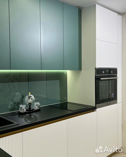 Кухня угловая / сборка бесплатно