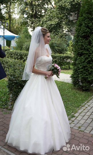 Свадебное платье 42-44 To be bride