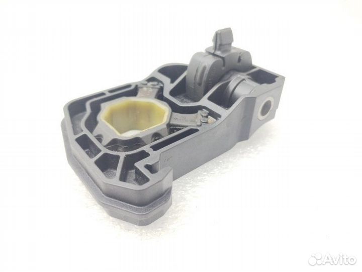 Кронштейн радиатора левый Bmw 5-Series F11 2.5