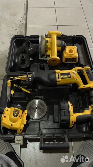 Набор инструментов dewalt