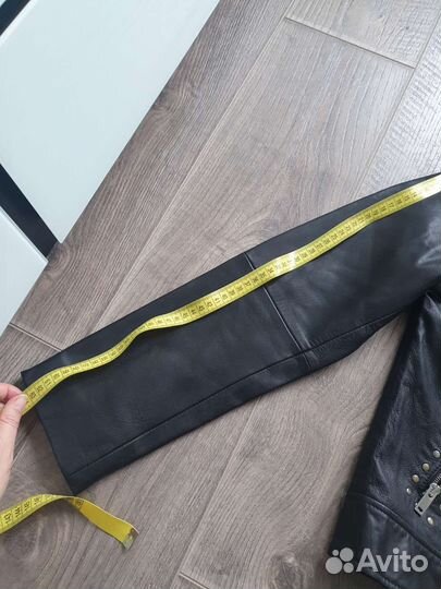 Кожаные куртки натуральная кожа 2 разные
