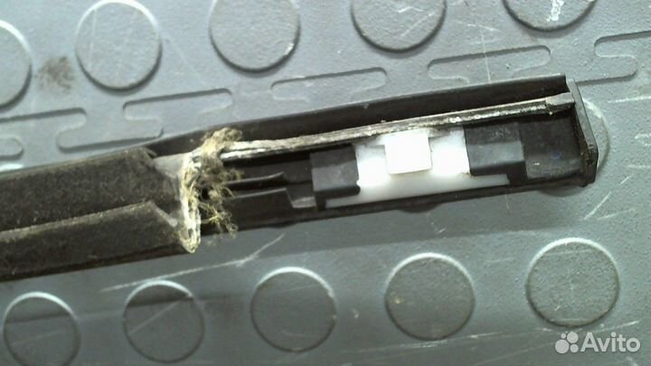 Молдинг стекла Ford Galaxy, 2011