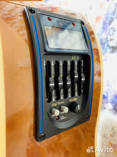 Гитара с подключением + чехол