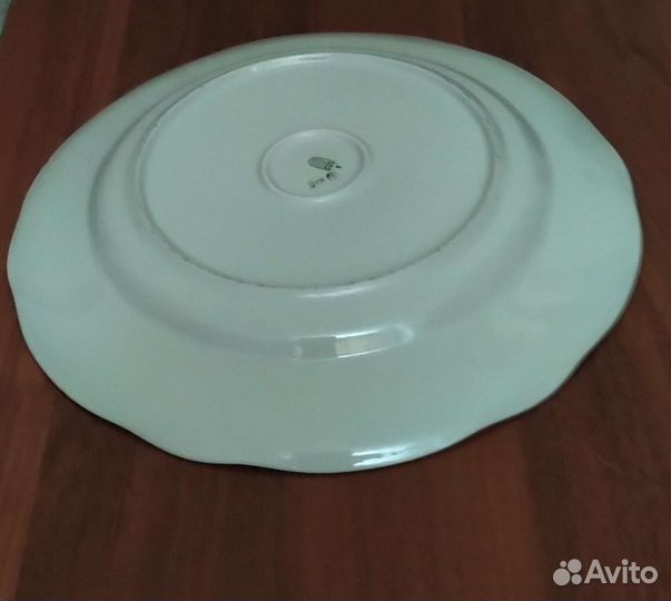 Большая тарелка блюдо