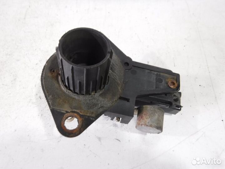 Кнопка открывания багажника Renault Laguna