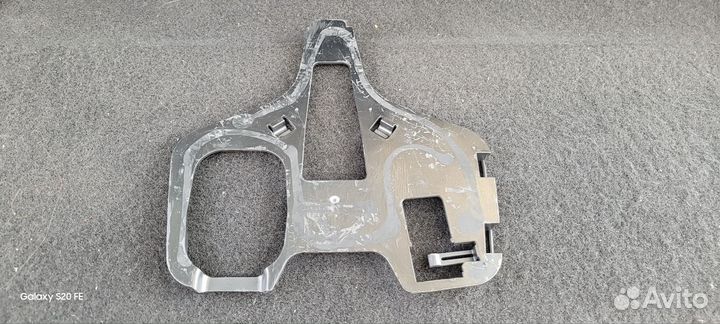 Кронштейн лобового стекла Astra J