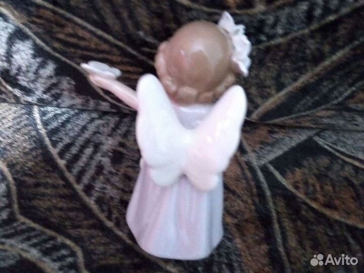Фарфоровая статуэтка, ангелочек девочка, Англия