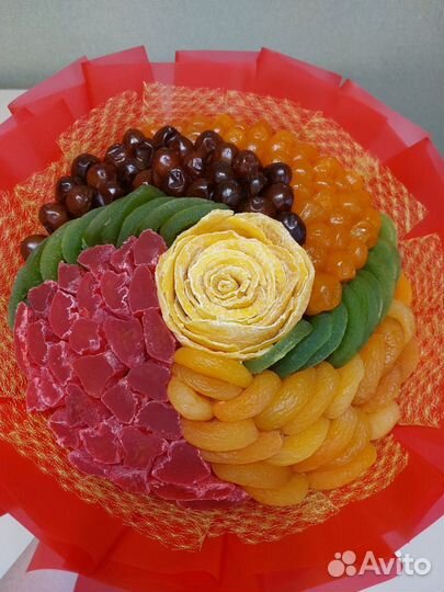 Съедобные букеты из сухофруктов и орехов